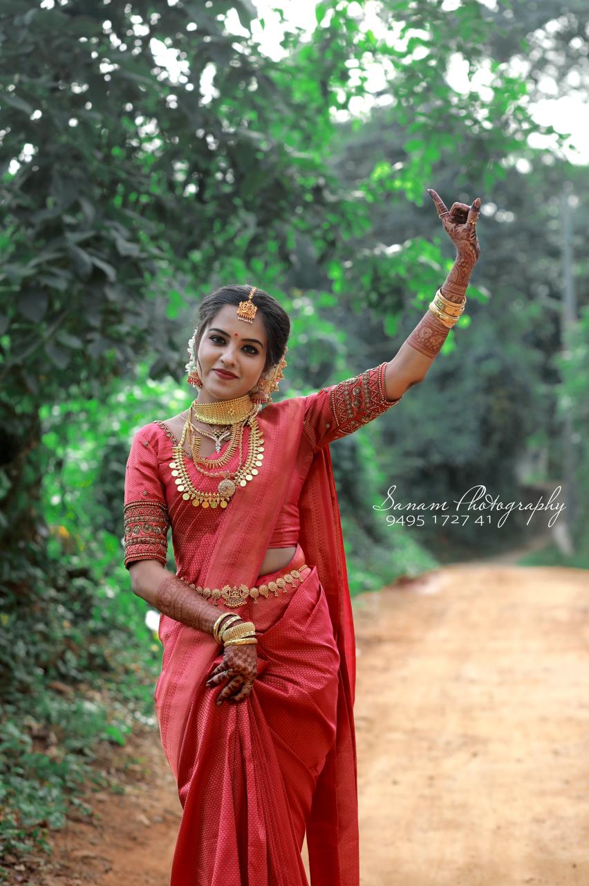 AFRINS BEAUTY CARE MELE PATTAMBI